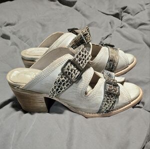 FREEBIRD SHOES SIZE 10